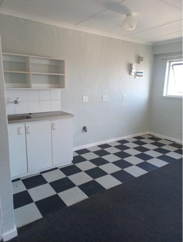 To Let 1 Bedroom Property for Rent in Amalinda Eastern Cape